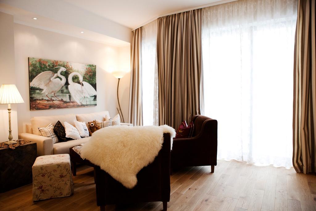 Schottennester Schlafen An Der Kraemerbruecke Erfurt Room photo