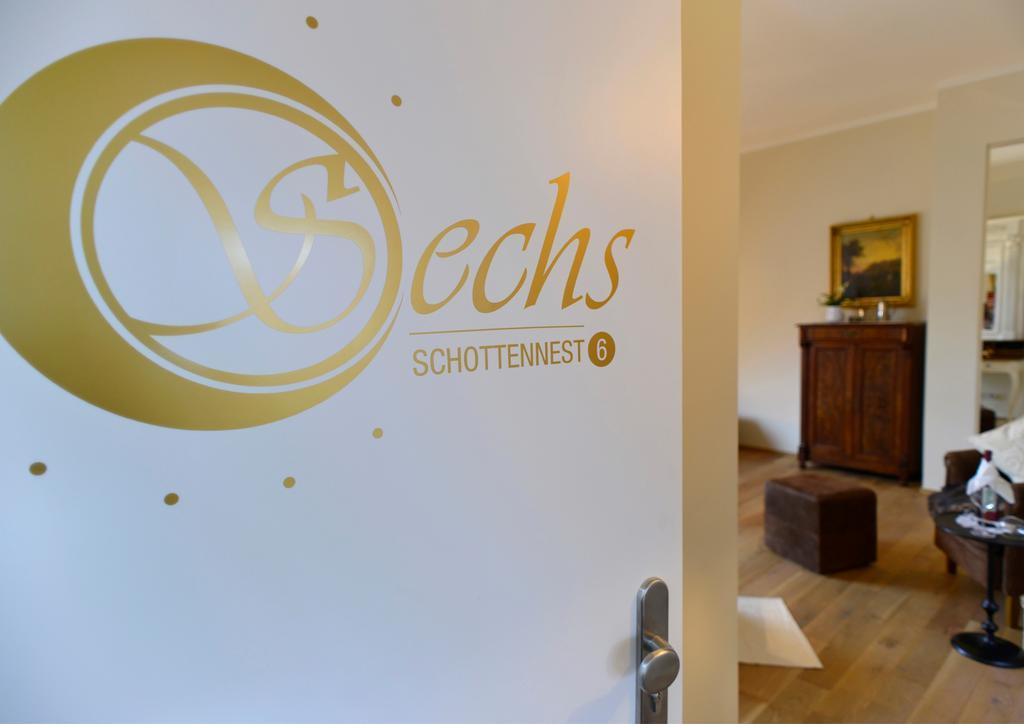Schottennester Schlafen An Der Kraemerbruecke Erfurt Room photo